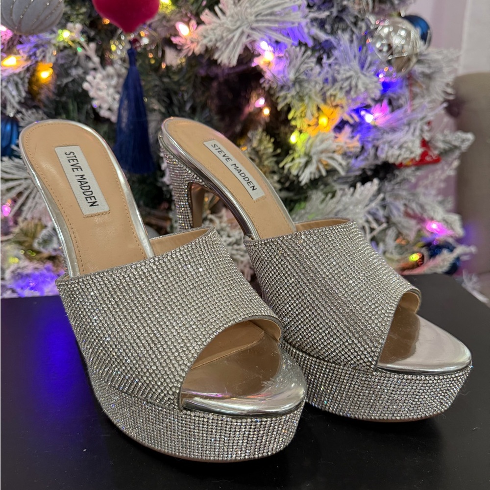 Steve Madden Glittering Silver Platform Mules | size 10